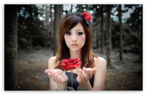 girl_with_red_rose-t2